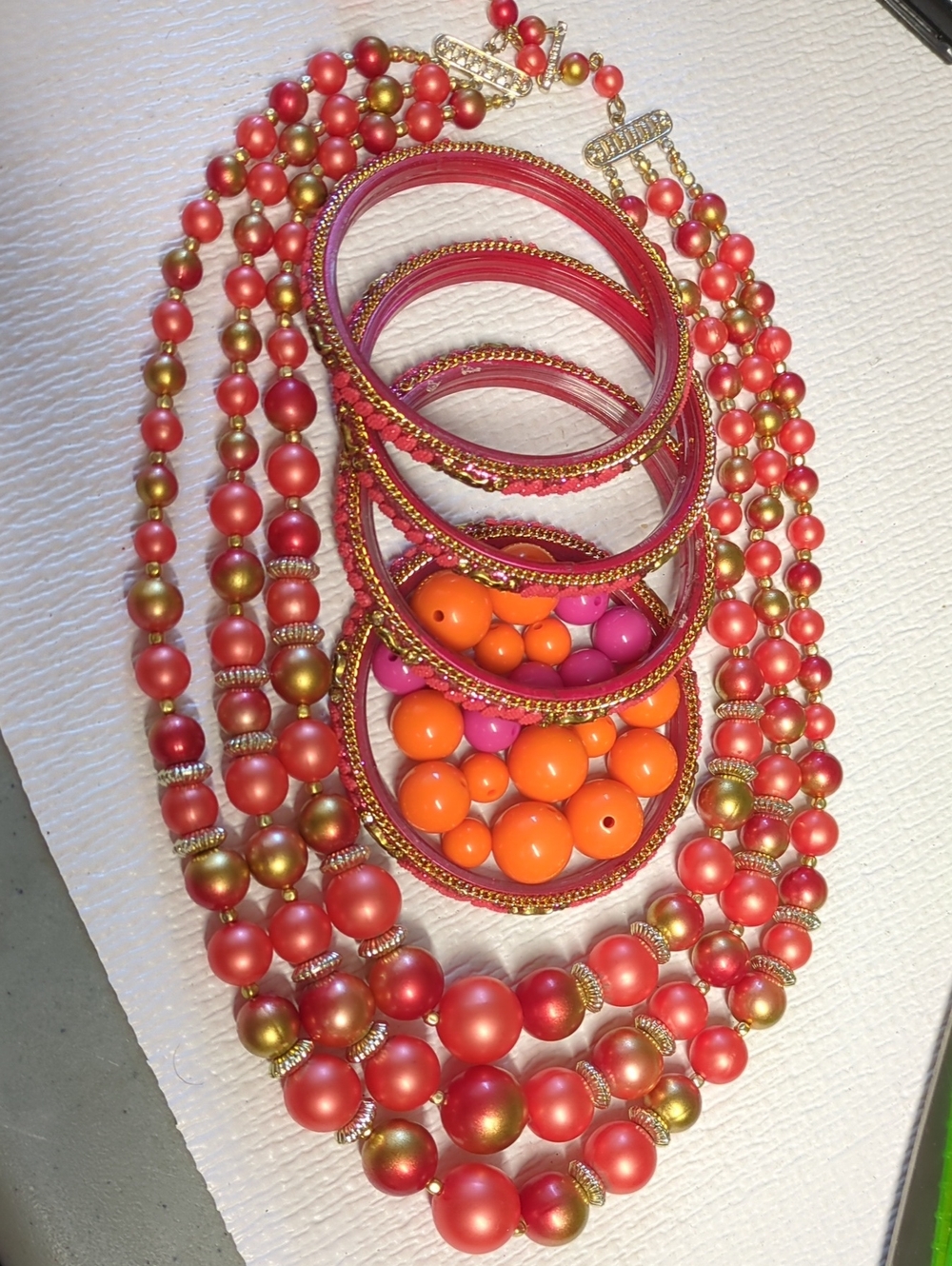 ✨R82 Pink and Gold Beaded 18" Necklace and Bangle Set, Loose Beads